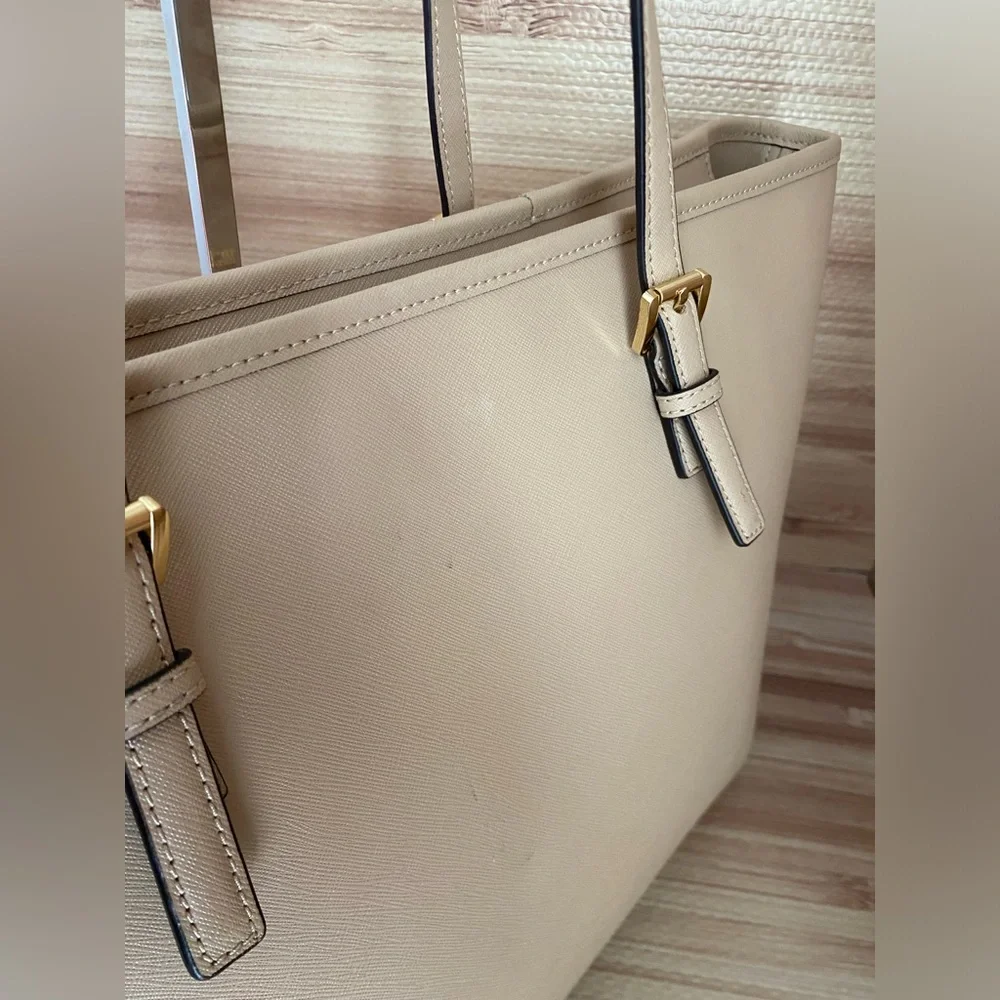 MICHAEL KORS JET SET TRAVEL MULTIFUNCTION LEATHER SHOULDER TOTE BAG CAMEL - Picture 8 of 13